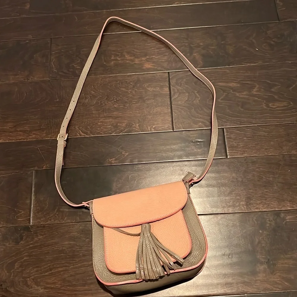 Cuir Rose pebbled leather pink and gray shoulder bag EUC - Picture 1 of 12